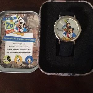 Disney watch. Pre owned. In excellent condition